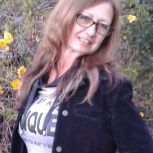 Meet your Posher, Lynda